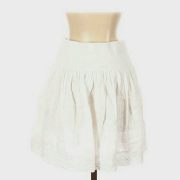 EXPRESS Skirt Elastic Waist Crochet Detail Women's Small S White Pleated Smocked - Picture 2 of 5